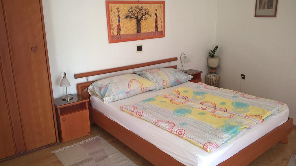 Ria Panzio Bed & Breakfast Strigoniu Exterior foto
